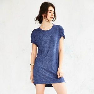 URBAN OUTFITTERS T SHIRT DRESS